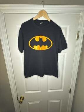Vintage DC Comics Batman Logo Black T-Shirt Youth XL